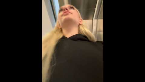 milkyy_wway @ stripchat on 20240927