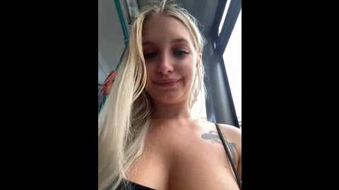 milkyy_wway @ stripchat on 20240927