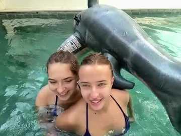 nura_n_sarah @ stripchat on 20240927