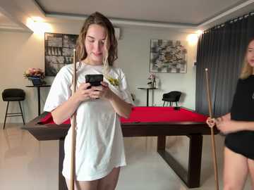 nura_n_sarah @ stripchat on 20240927