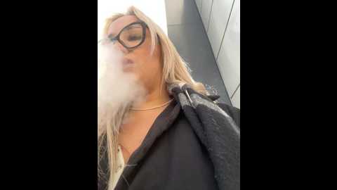 charming_evaa @ stripchat on 20240928