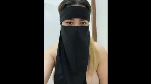 dinaaa00 @ stripchat on 20240928