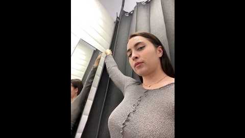 holly_play @ stripchat on 20240928