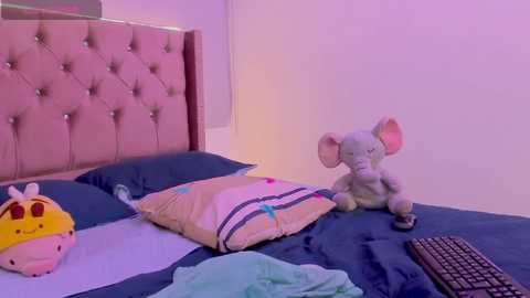 lauu_ruizz @ stripchat on 20240928