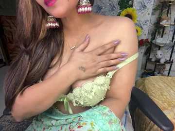 mahimagicdoll_desi @ stripchat on 20240928