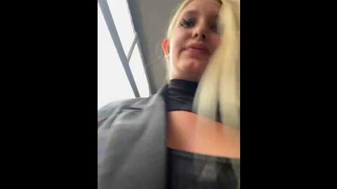 milkyy_wway @ stripchat on 20240928