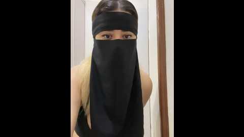 dinaaa00 @ stripchat on 20240929