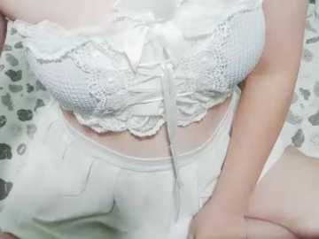 emale293 @ stripchat on 20240929
