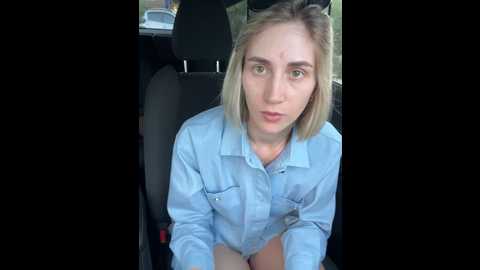 feral_berry_8133 @ stripchat on 20240929