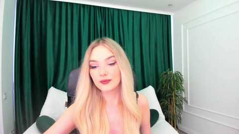 flowerylove_1 @ stripchat on 20240929