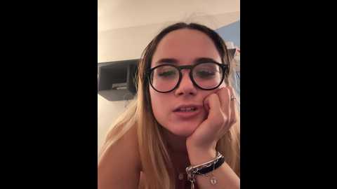 ladybibi00 @ stripchat on 20240929