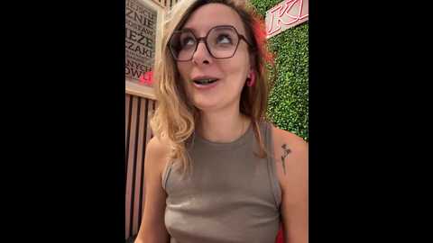 the_snowwhitee @ stripchat on 20240929