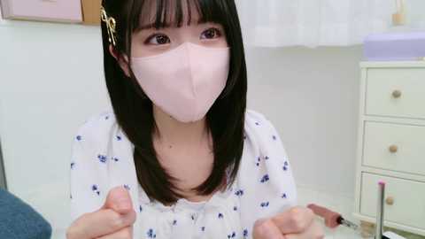 _minami_ @ stripchat on 20240930