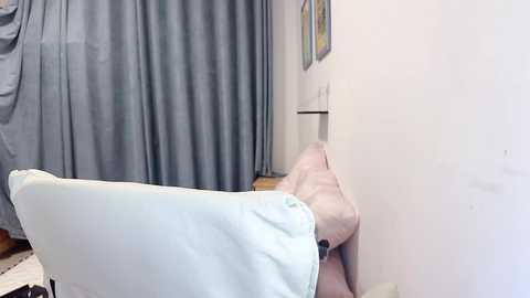 bella_175 @ stripchat on 20240930