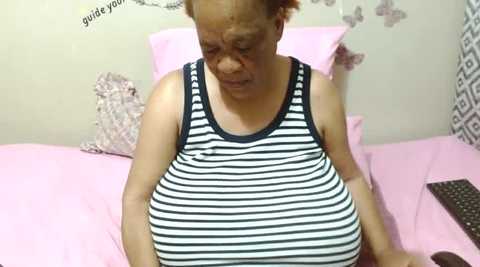 dairyqueen2 @ stripchat on 20240930