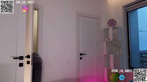 emi_lia_sweet @ stripchat on 20240930