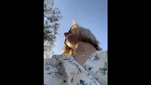 feral_berry_8133 @ stripchat on 20240930