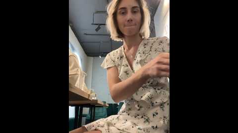 feral_berry_8133 @ stripchat on 20240930
