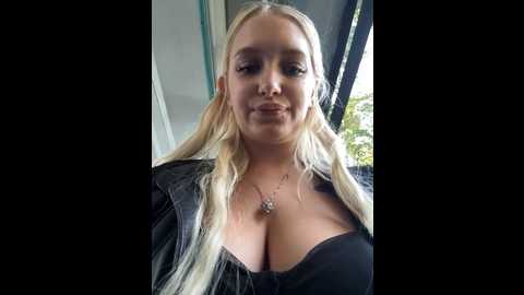 milkyy_wway @ stripchat on 20240930