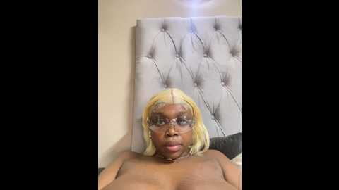 queentee23 @ stripchat on 20240930