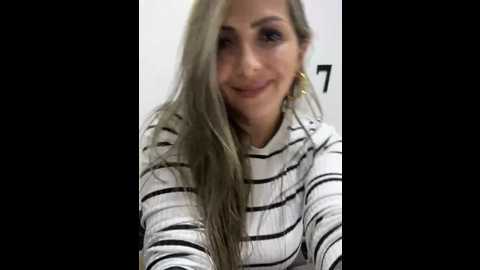 _abril_office1 @ stripchat on 20241001