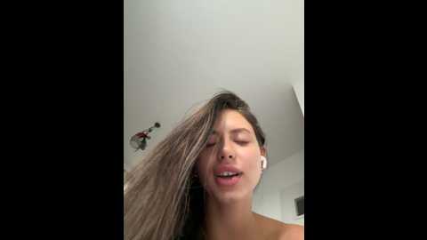 ellzaa_ @ stripchat on 20241001