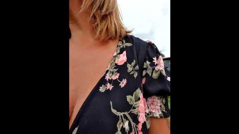 jasminenoir2 @ stripchat on 20241001