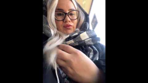 charming_evaa @ stripchat on 20241002