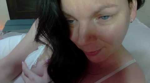 honey_suckles @ stripchat on 20241002