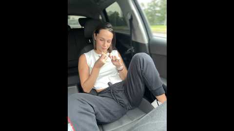 maya_bay @ stripchat on 20241002