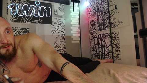 niki7377 @ stripchat on 20241002