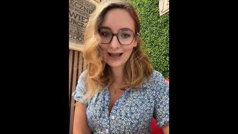 the_snowwhitee @ stripchat on 20241002