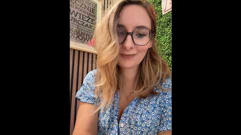 the_snowwhitee @ stripchat on 20241002