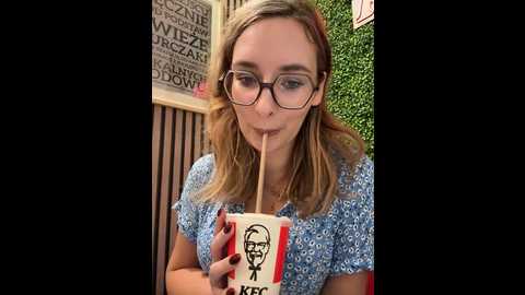 the_snowwhitee @ stripchat on 20241002