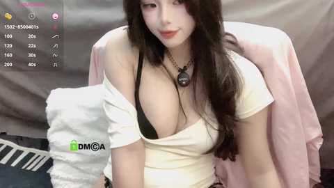 yiyi5624 @ stripchat on 20241002