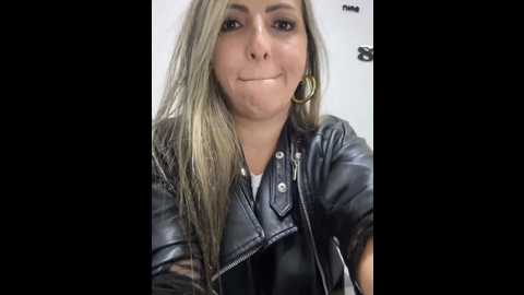 _abril_office1 @ stripchat on 20241003