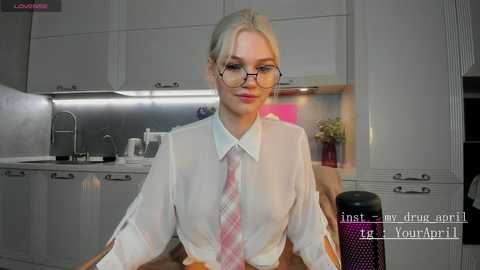 myapril @ stripchat on 20241003
