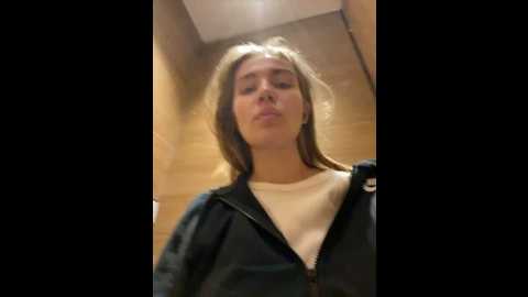 valenciashock @ stripchat on 20241003