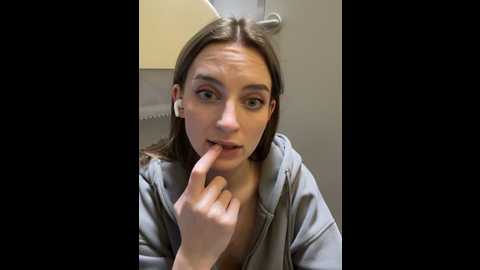 _angelari_ @ stripchat on 20241004