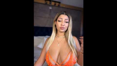 yaramoon_ @ stripchat on 20241004