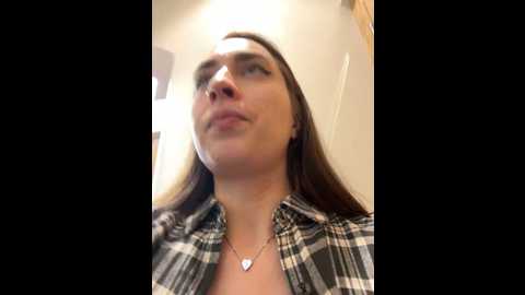 holly_play @ stripchat on 20241005