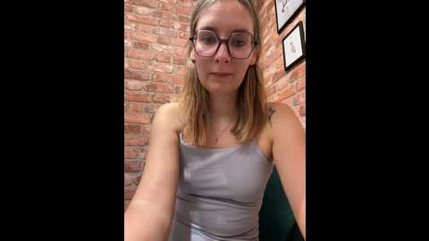 the_snowwhitee @ stripchat on 20241005