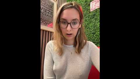 the_snowwhitee @ stripchat on 20241006