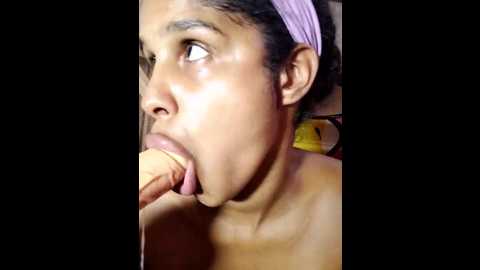bernadettee_100 @ stripchat on 20241007