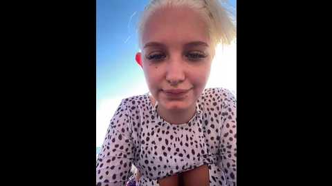 milkyy_wway @ stripchat on 20241007