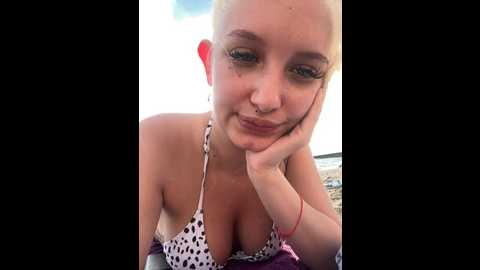 milkyy_wway @ stripchat on 20241007