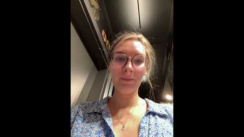 the_snowwhitee @ stripchat on 20241007