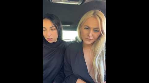 aesthetic_v @ stripchat on 20241008