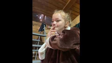 bella_1112 @ stripchat on 20241008