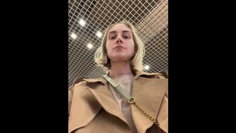 feral_berry_8133 @ stripchat on 20241008